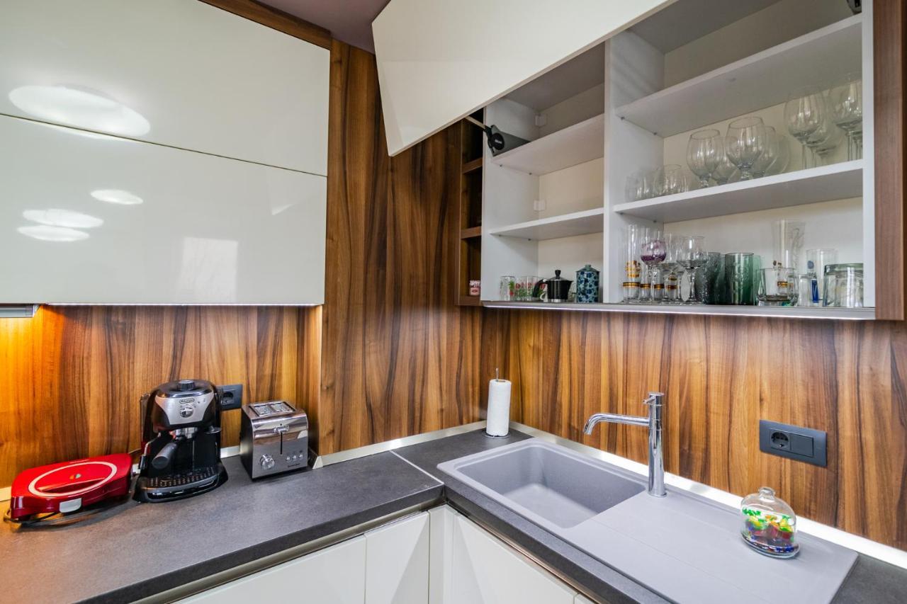 Apartament Cosy Luxury Flat In The Centrum- 90sqm - 3 Rooms. Warna