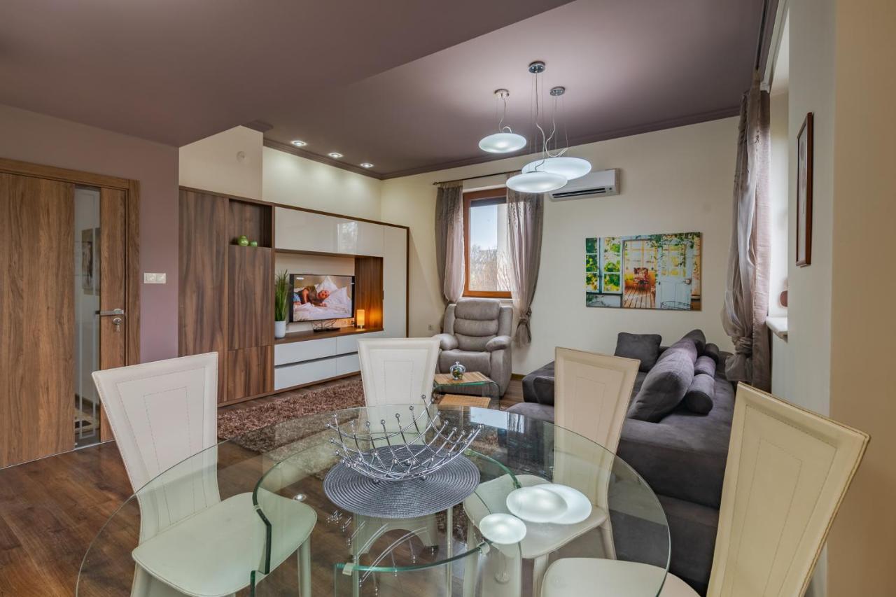 Cosy Luxury Flat In The Centrum- 90sqm - 3 Rooms. *